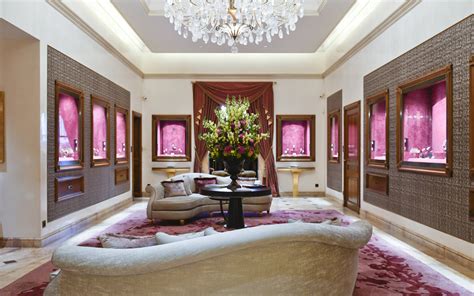 patek philippe salon photos